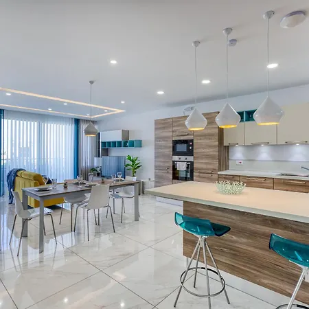Stunning 3Br Home Just Off The Promenade By 360 Estates Marsaskala Exterior photo